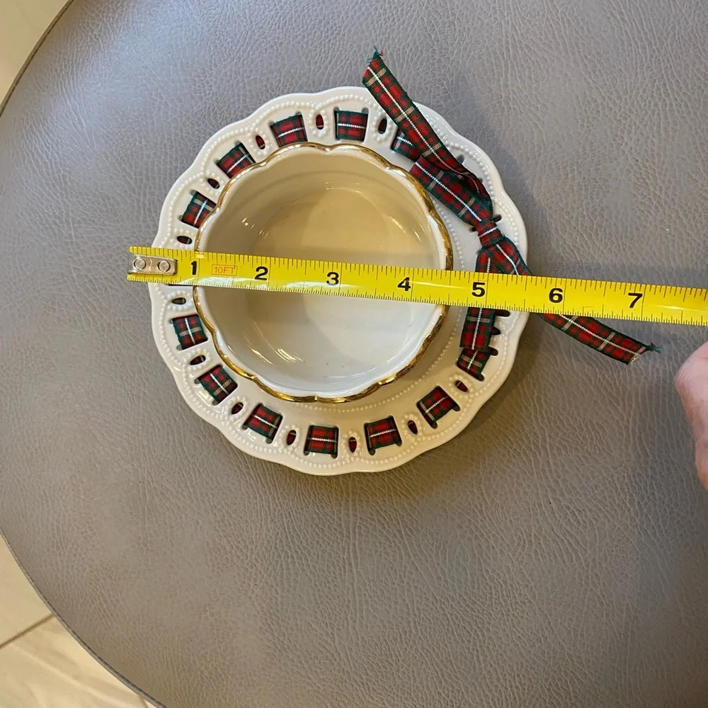 Lenox Cream and Gold Candle Holder with Plaid Accent